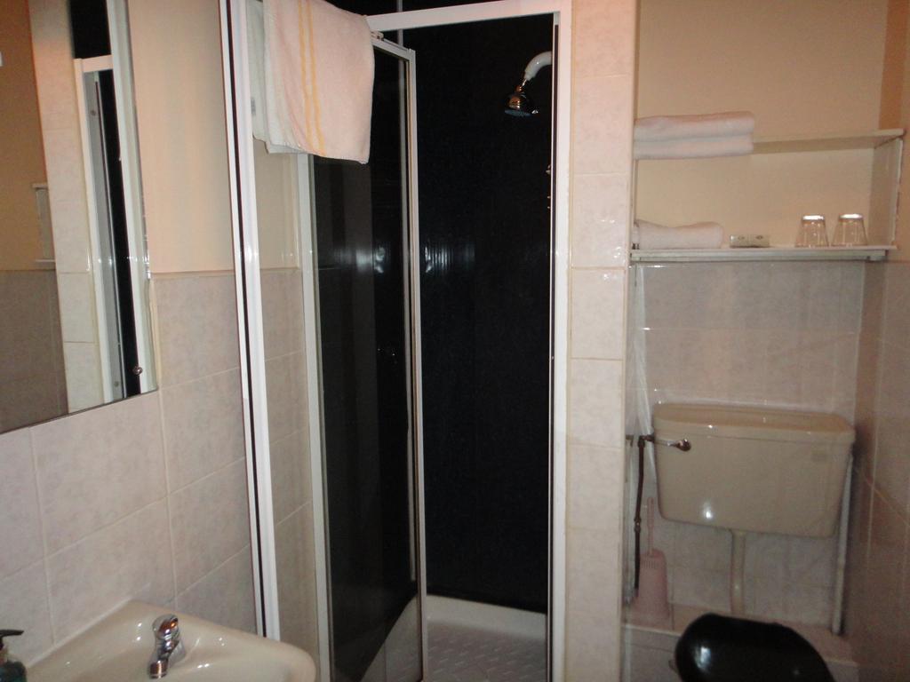 Inn On The Liffey Guesthouse Δουβλίνο Δωμάτιο φωτογραφία